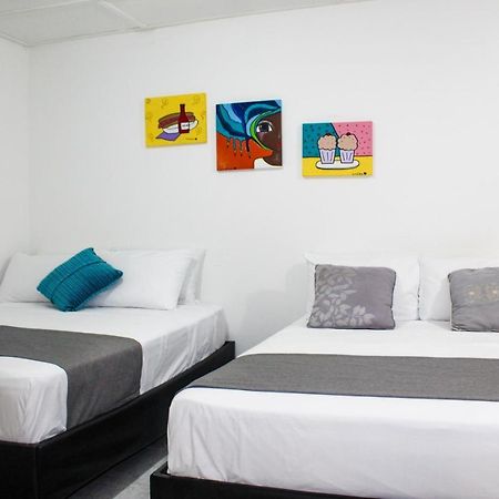 Hotel Poblado Suite バランキージャ エクステリア 写真