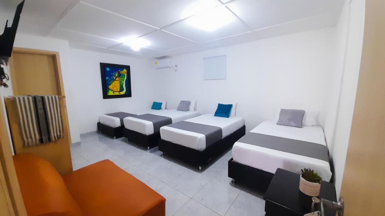 Hotel Poblado Suite バランキージャ エクステリア 写真