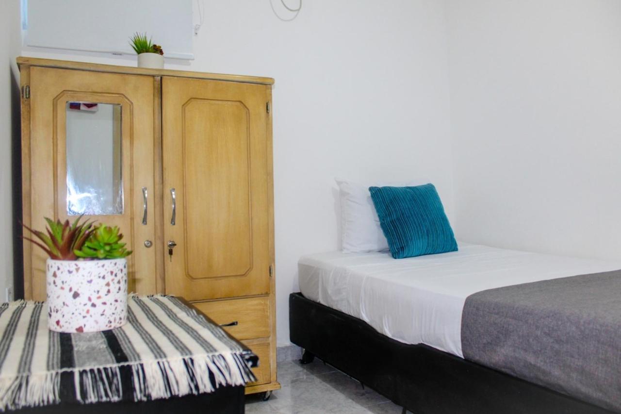 Hotel Poblado Suite バランキージャ エクステリア 写真