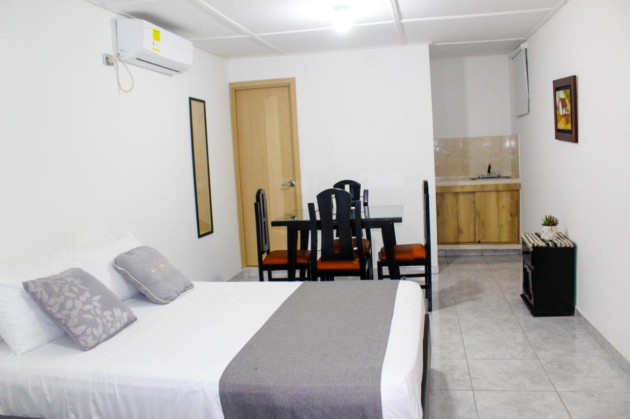 Hotel Poblado Suite バランキージャ エクステリア 写真