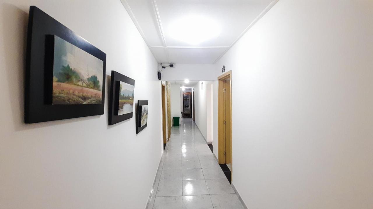 Hotel Poblado Suite バランキージャ エクステリア 写真