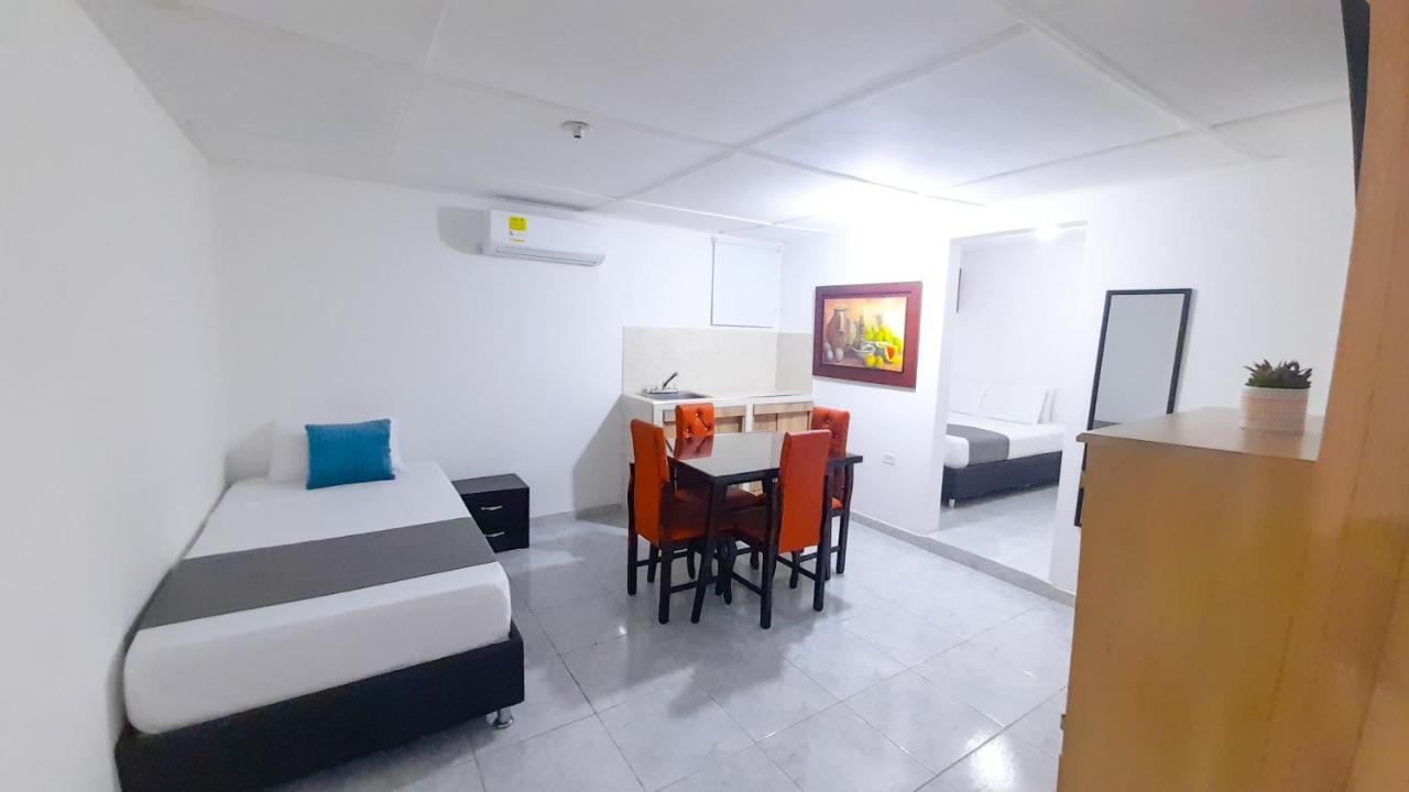 Hotel Poblado Suite バランキージャ エクステリア 写真