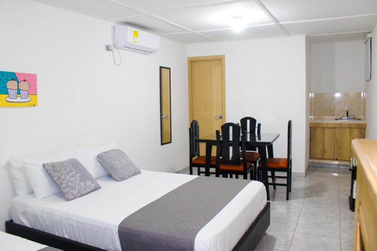 Hotel Poblado Suite バランキージャ エクステリア 写真