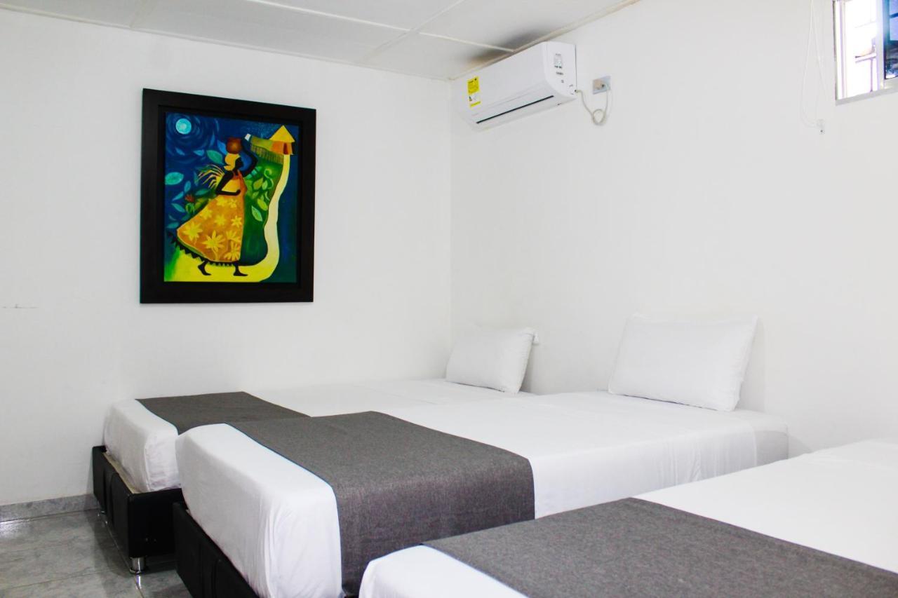Hotel Poblado Suite バランキージャ エクステリア 写真